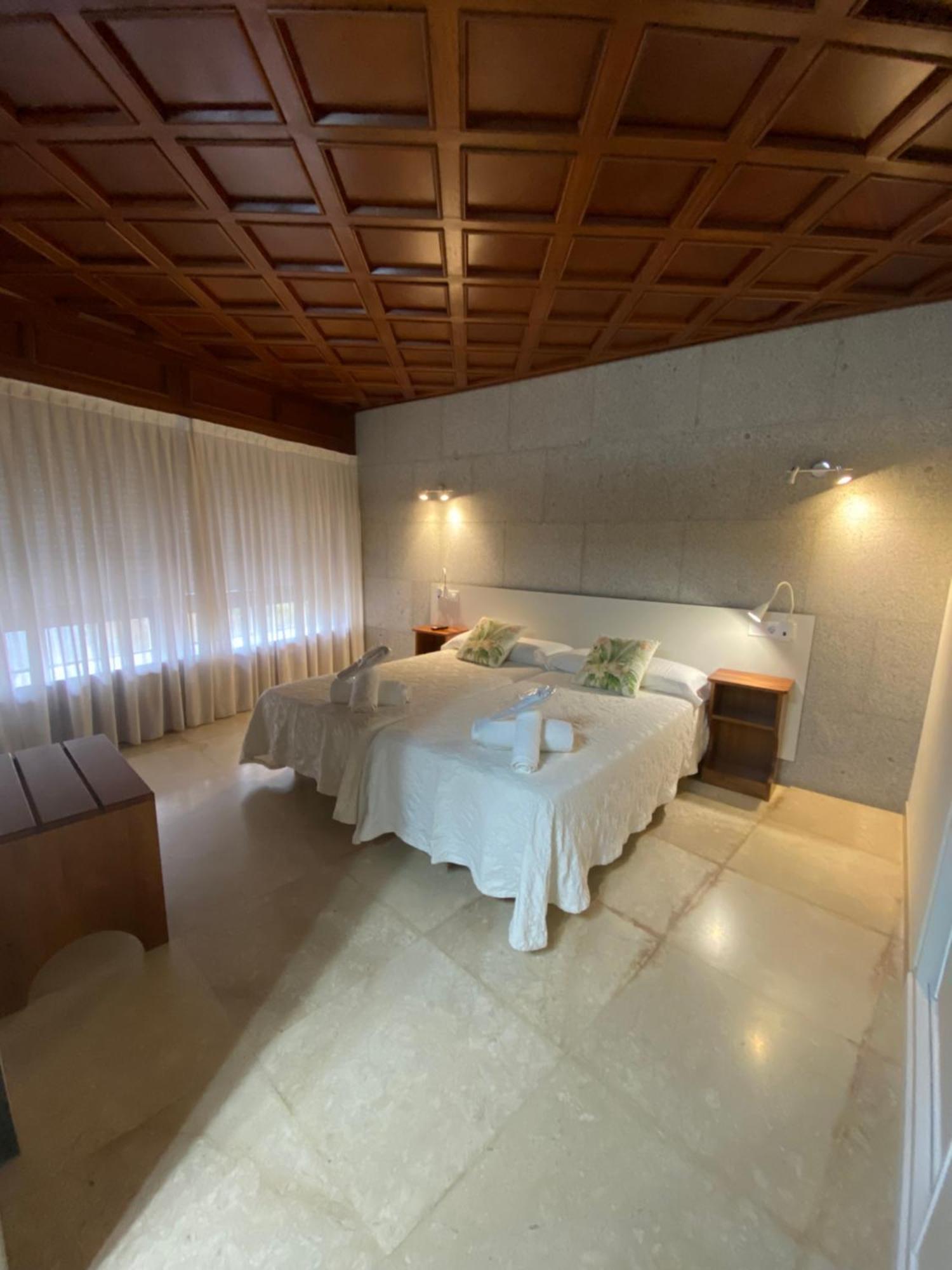 Vendaval 호텔 산타 마르타 데 오르티게이라 외부 사진