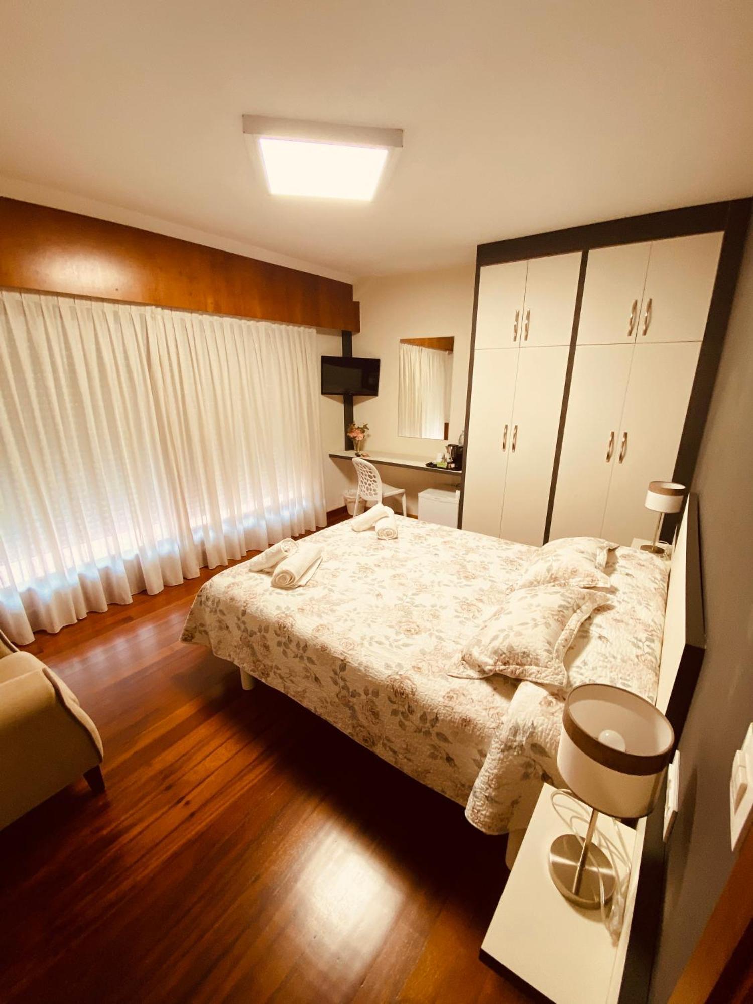 Vendaval 호텔 산타 마르타 데 오르티게이라 외부 사진